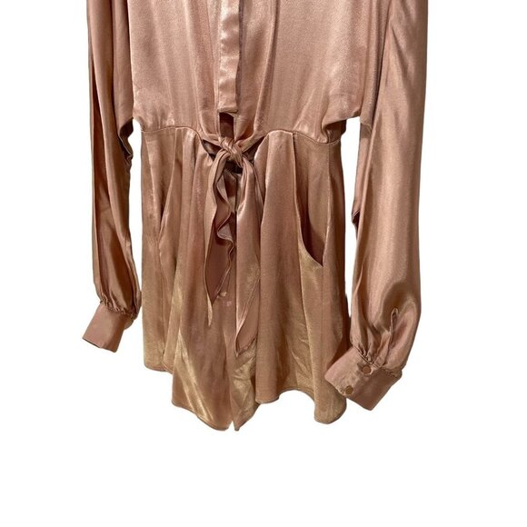 Elliatt Revolve Emely Playsuit Size S Long Sleeve Satin Pockets Romper - Picture 8 of 11